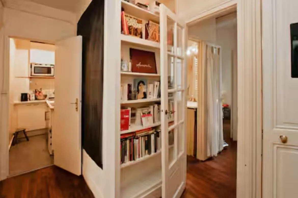 Appartement Ile Saint Louis, Paris 0*,  France